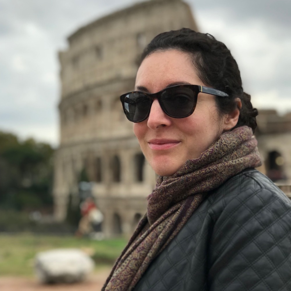 Meet your Posher, Elizabeth